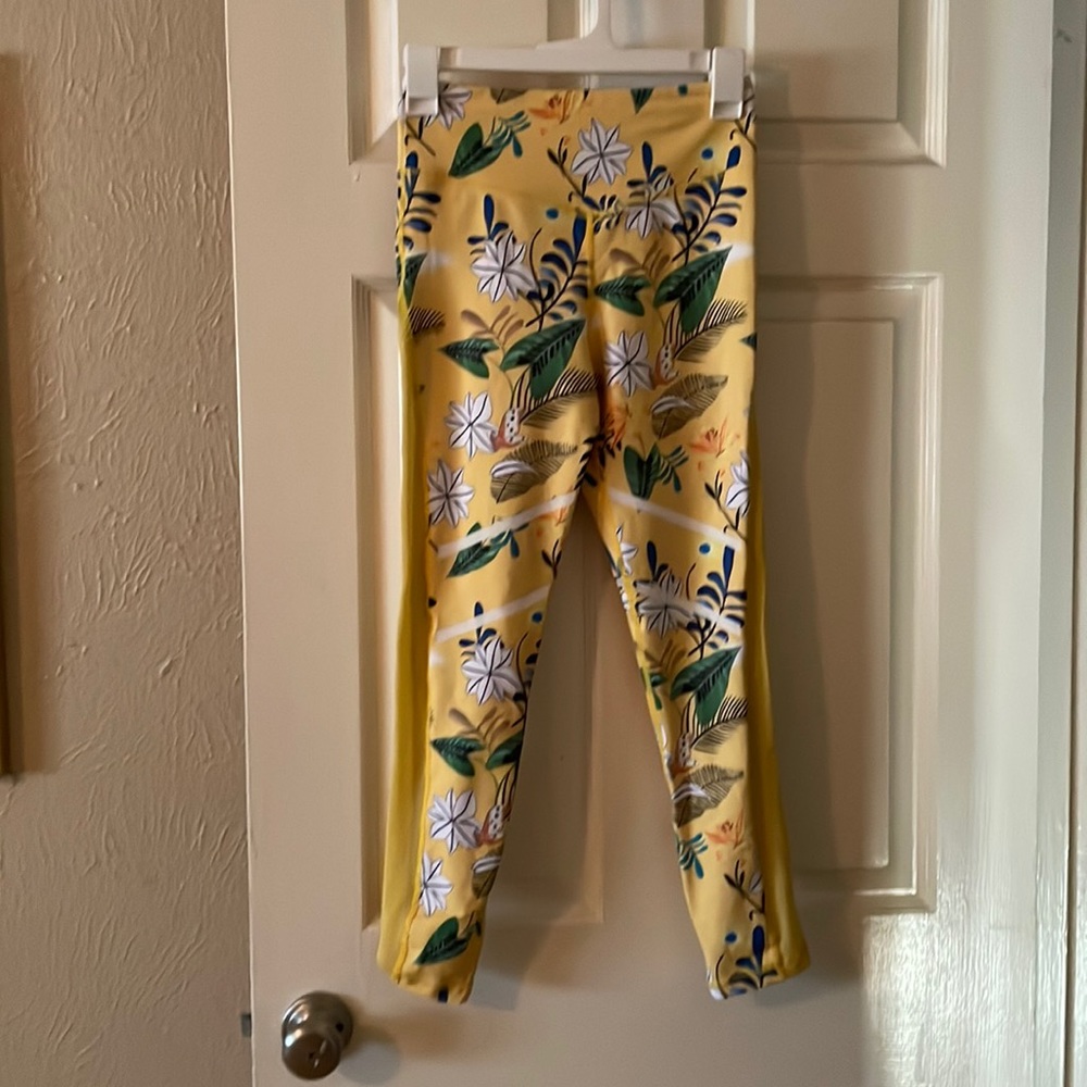 Zyia Leggings